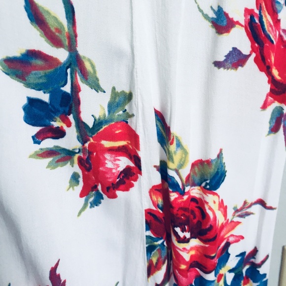 💝White Floral Maxi Dress - Picture 7 of 8